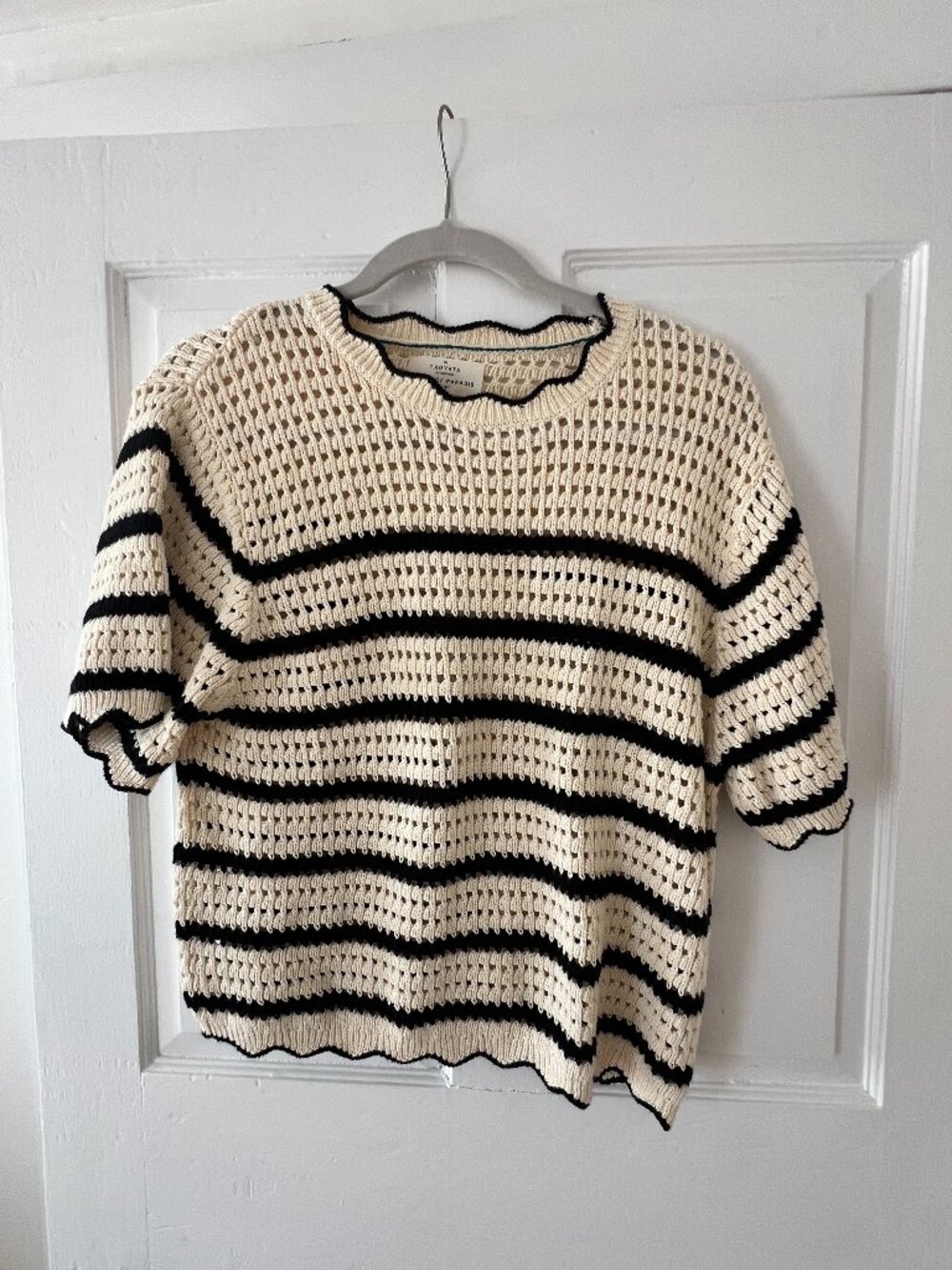 Trovata Jules Sweater T-Shirt Antique White With Black Trim